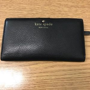 Kate Spade Cedar Street wallet